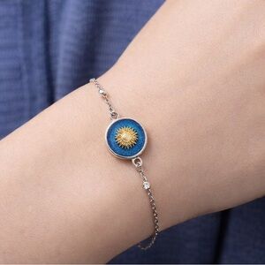 Blue Enamel Sunflower Bracelet – Adjustable Gold Tone